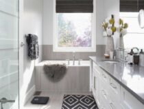 Bathroom: 8 Items You Need to Get Rid of ASAP